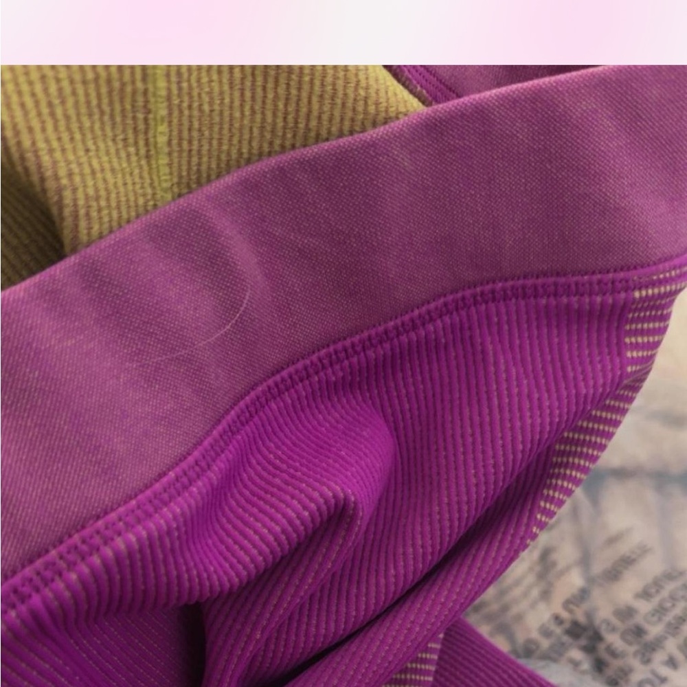 Alo Yoga Pink Illusion Seamless High Waist  in electric violet and acid lime - Picture 4 of 6